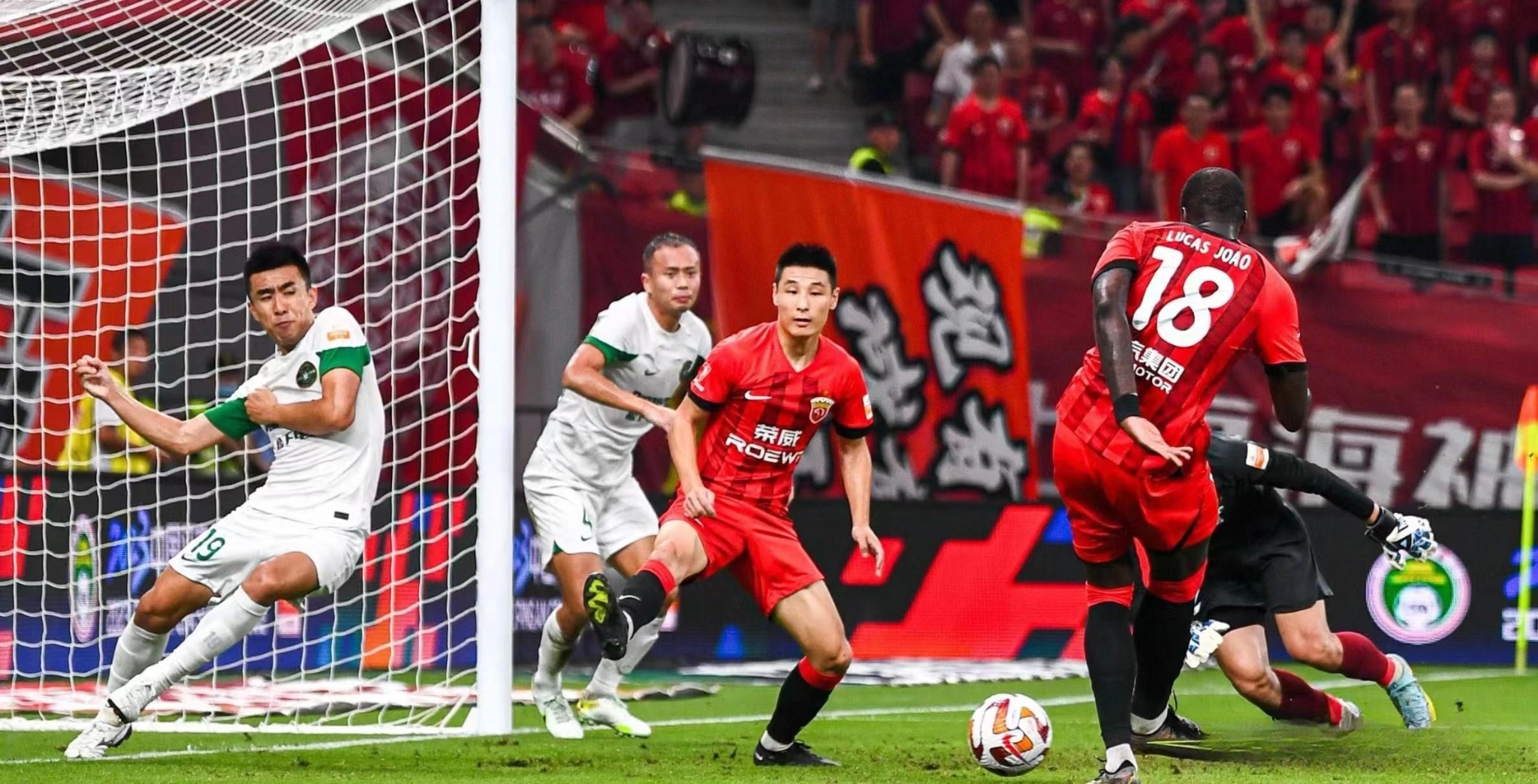 赛前西甲传出新动向；武汉三镇远射贴柱；管理层表态——目标明确；数据趋势出现新变化的简单介绍-爱游戏网页版